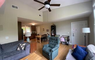 605 N GREENSBORO ST