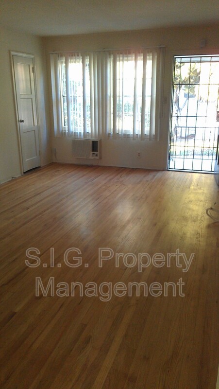 10155 SILVERTON AVE