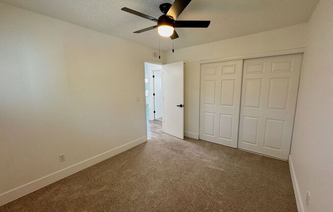 2 beds, 1 bath, 890 sqft, $1,455, Unit 24