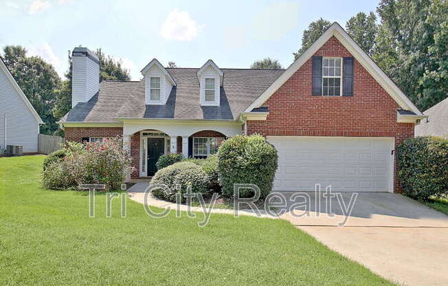 77 PINE CRES