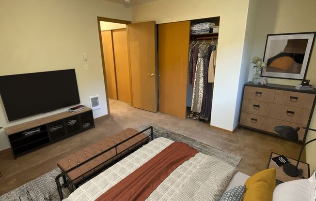 1 bed, 1 bath, 576 sqft, $960, Unit 06