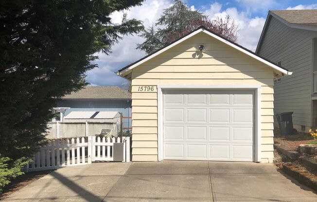 2-Bedroom Single-Level House in Sherwood