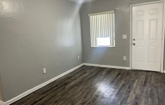 2 beds, 1 bath, 750 sqft, $1,850, Unit 5300-24