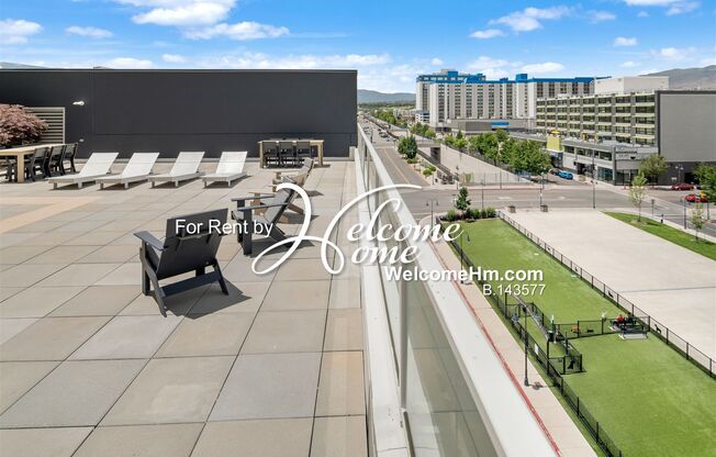 2 beds, 3 baths, $3,200, Unit Unit 104