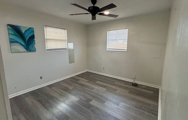 2 beds, 1 bath, 805 sqft, $1,095