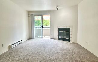 2 beds, 1 bath, 819 sqft, $1,786, Unit B203