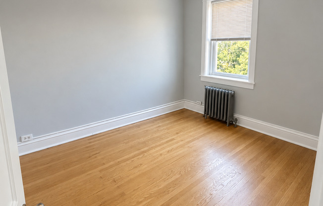 1 bed, 1 bath, 625 sqft, $1,295, Unit 43