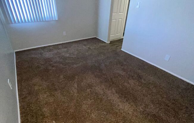 1 bed, 1 bath, 575 sqft, $944, Unit 197