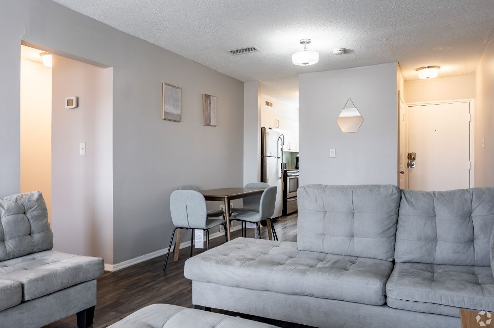 Free Rent Move in Special in the Old Fourth Ward  for a Spacious and Stylish 2-bedroom, 1-bathroom apartment in Old Fourth Ward