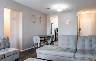 2 beds, 1 bath, $1,598, Unit B1
