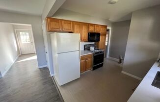 3 beds, 1.5 baths, $2,299