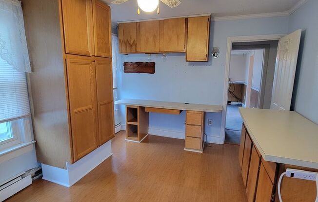 2 beds, 2 baths, $1,150, Unit 3876