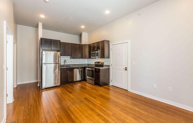 1 bed, 1 bath, 706 sqft, $1,899, Unit 104
