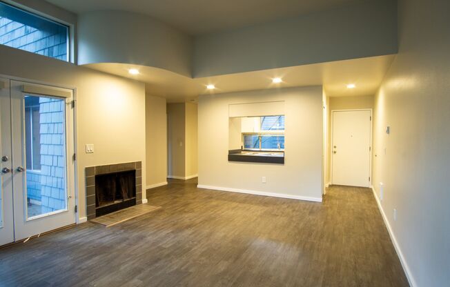 1 bed, 1 bath, $1,695, Unit 4701-B