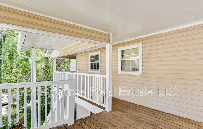 1210 AUGUSTA DR