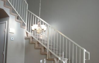 Perfect Roommate Townhouse