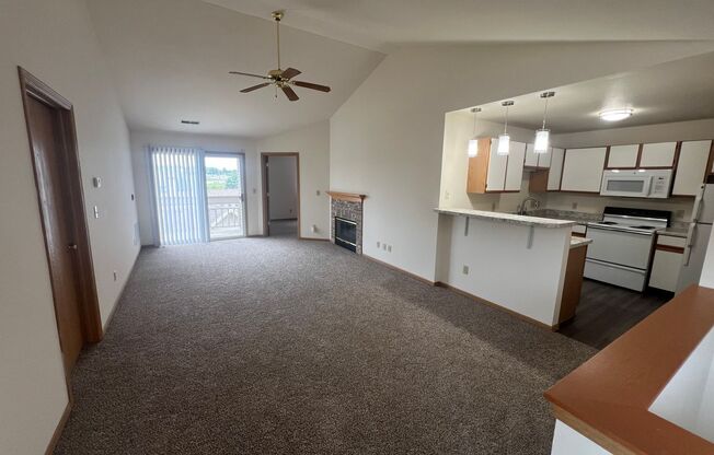 2 beds, 2 baths, 1,175 sqft, $1,835, Unit 2606C302