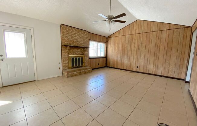 Northeast El Paso 3 Bed Refrig A/C