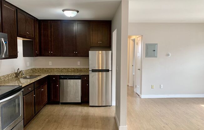 Modern Farwell Ave Apartments