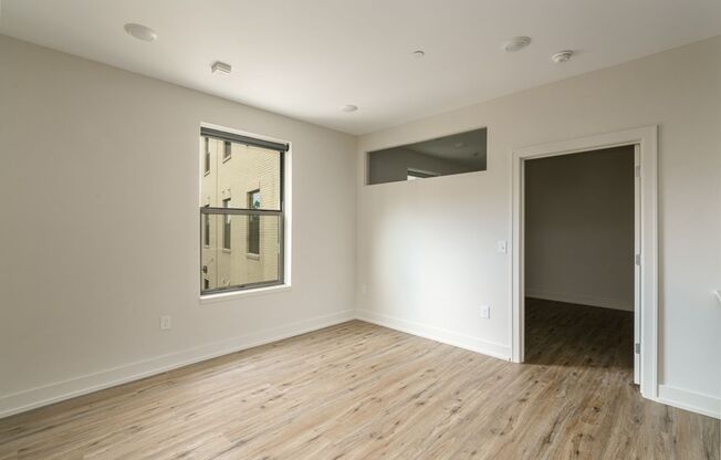 2 beds, 2 baths, $1,725, Unit 1050 N 4th St. Apt. 305