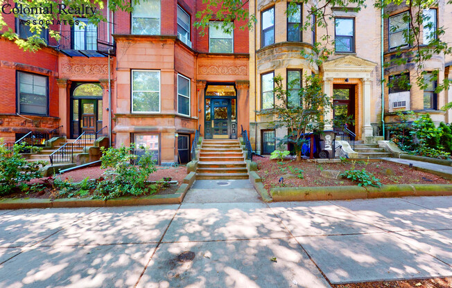 1071 BEACON ST