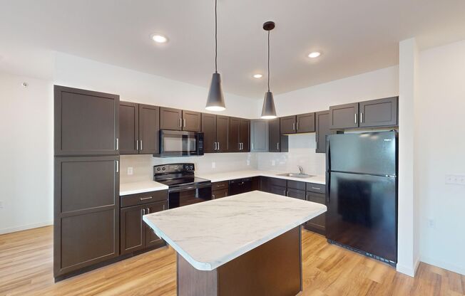 2 beds, 2 baths, 1,151 sqft, $1,505, Unit 7950-2201