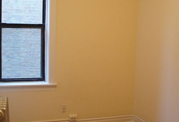 1 bed, 1 bath, 764 sqft, $1,895, Unit 1542-2N