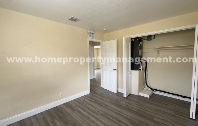 1244 W 36 ST