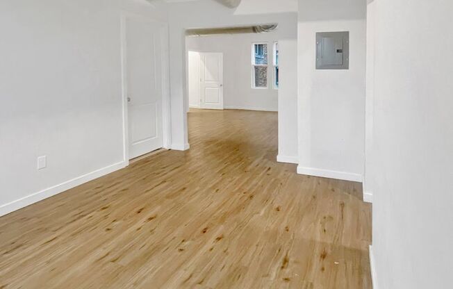 1 bed, 1 bath, 525 sqft, $1,125, Unit 302