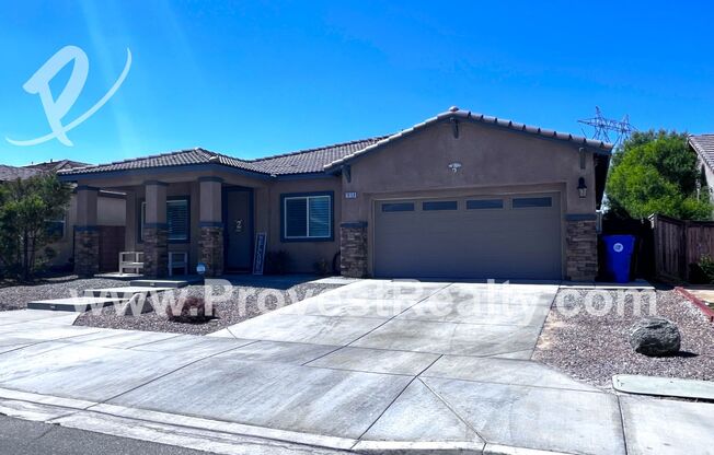 4 Bed, 3 Bath Victorville Home w/Solar!!!