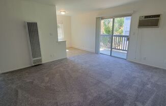 2 beds, 1 bath, 825 sqft, $2,000, Unit #4