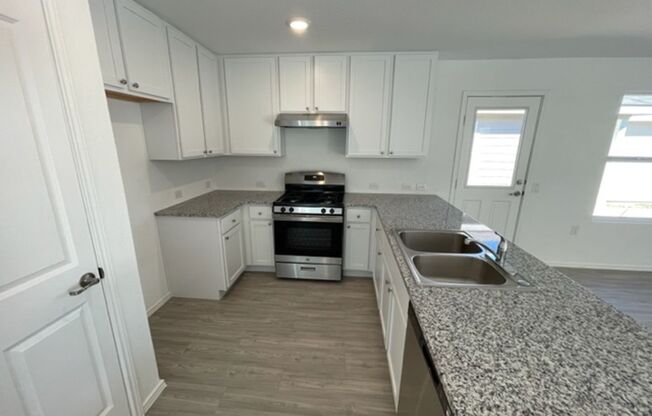 Coming Soon-Newly Built & Modern - 4 Bedroom 2 Bath in new Thea Meadows subdivision SE San Antonio