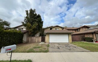 MOVE-IN READY Chatsworth 3+2.5 w/backyard, fireplace + 2 car garage!