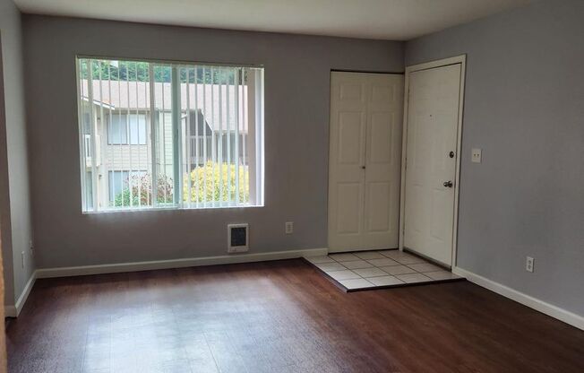 1 bed, 1 bath, 643 sqft, $1,425, Unit 219