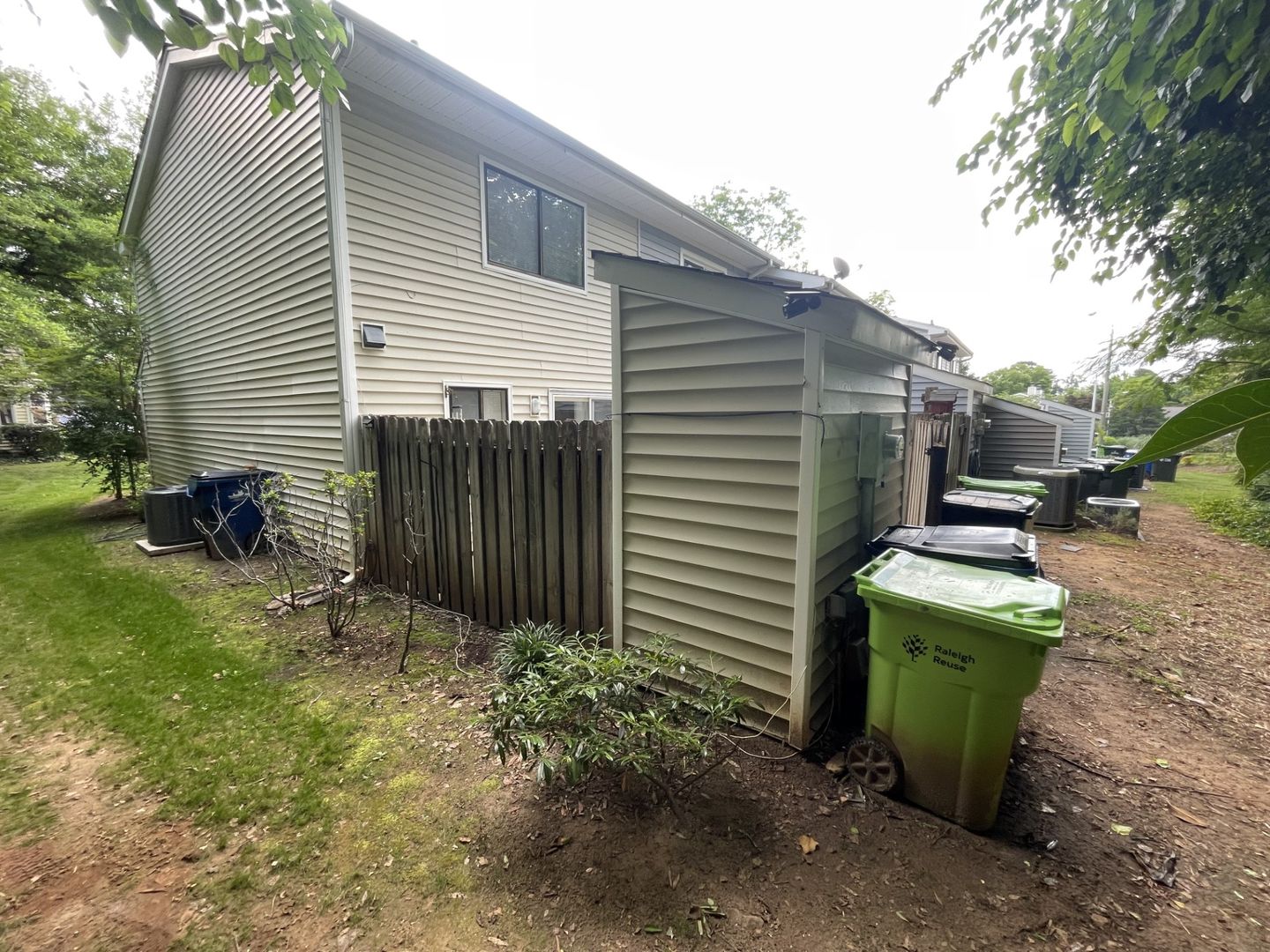 2 Bed 1.5 Bath