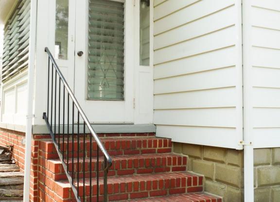 111 ACADEMY ST