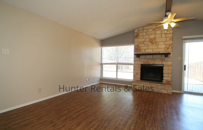 3 beds, 2 baths, $1,150