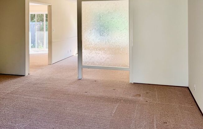 4 Bed / 2.5 Bath Bellevue rambler $4,295/month