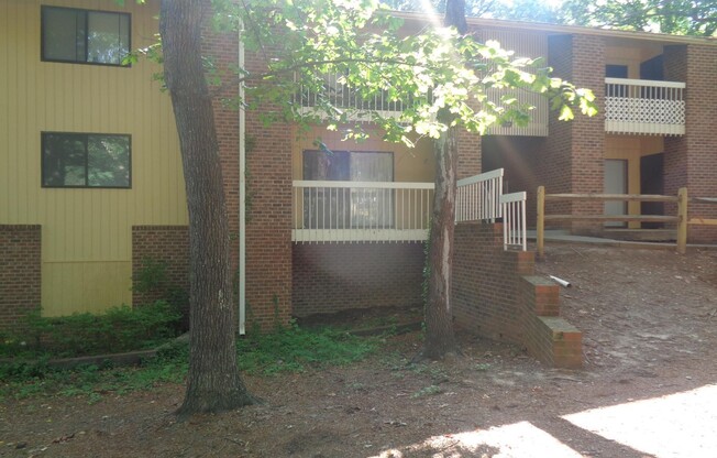 1204 SCHAUB DR