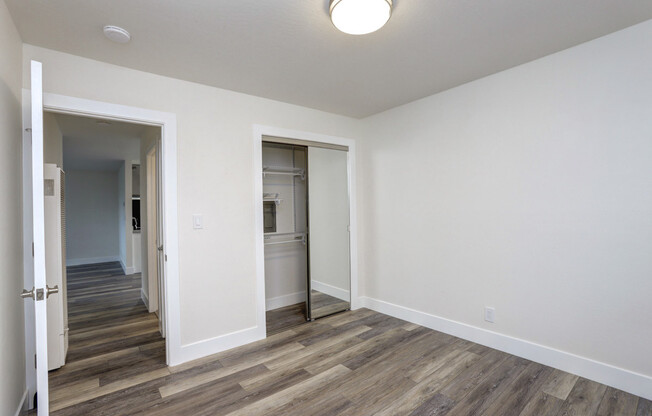 1 bed, 1 bath, 675 sqft, $2,295, Unit 4