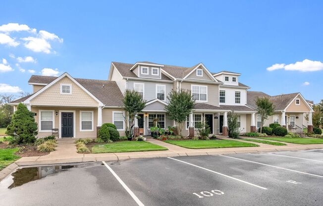 Large 2 Bedroom 2 1/2 Bath Dog Friendly Condo For Rent!