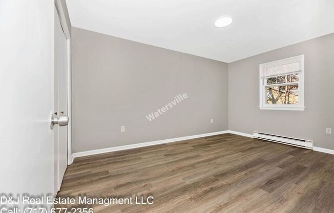 2 beds, 1 bath, 900 sqft, $1,695, Unit Apartment 9