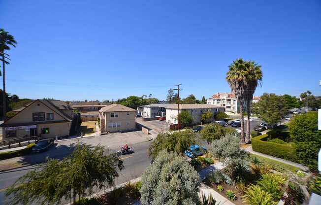 Mar Vista Lofts  Neighborhood