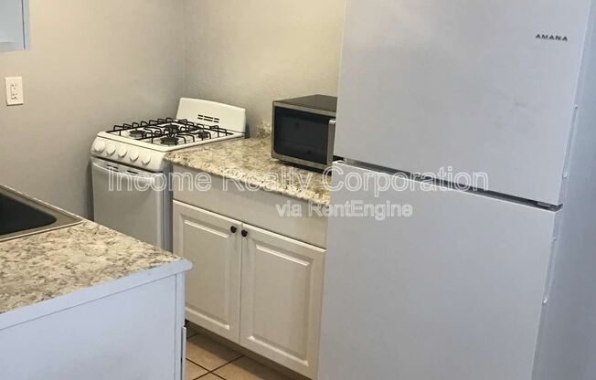1610 NW 8 TERRACE
