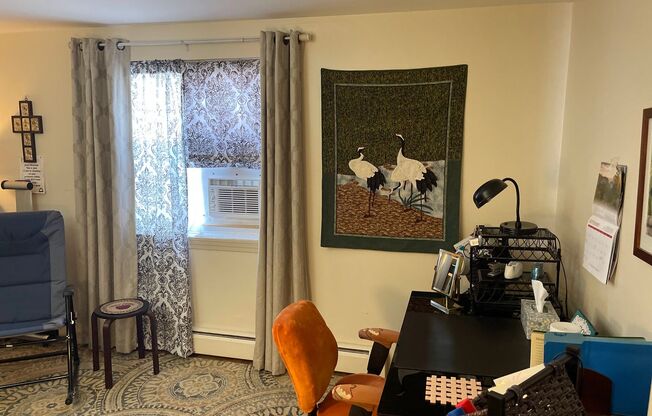 2 beds, 1 bath, 920 sqft, $1,150, Unit 2550-A2