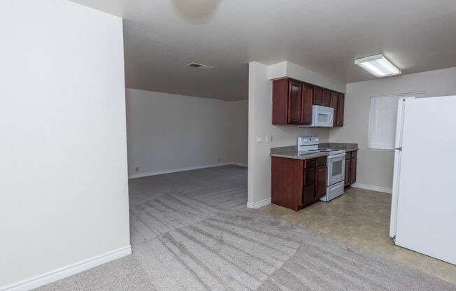 Charming 1-Bedroom Condo in Guard-Gated Bella Vita!
