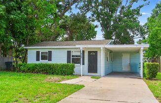 Move-In Ready 2 Bedroom, 1 Bathroom Home in West Tampa!