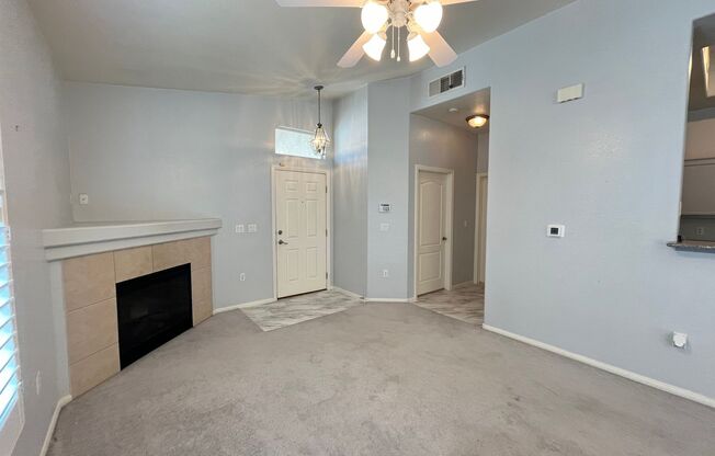 Lovely 2 Bed 2 Bath Condo in Henderson!