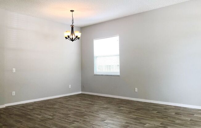 GREAT OVIEDO HOME WITH SOUGHT AFTER SCHOOLS