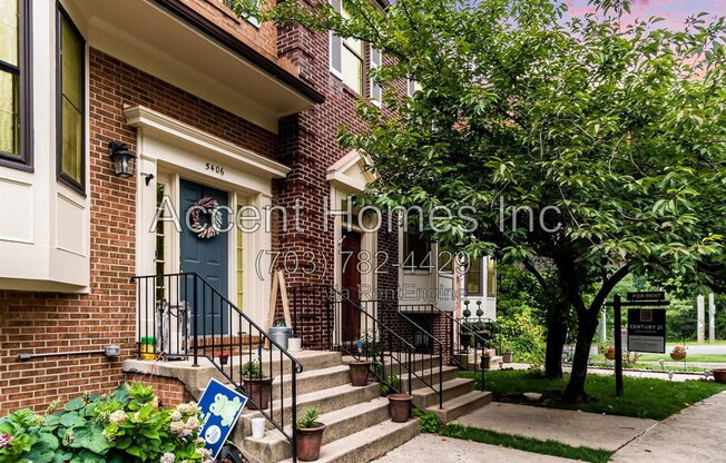 5404 BARRISTER PL